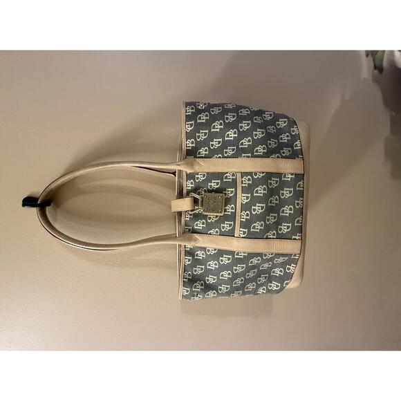 Dooney & Bourke Handbags - Dooney & Bourke Signature Logo Tote Bag